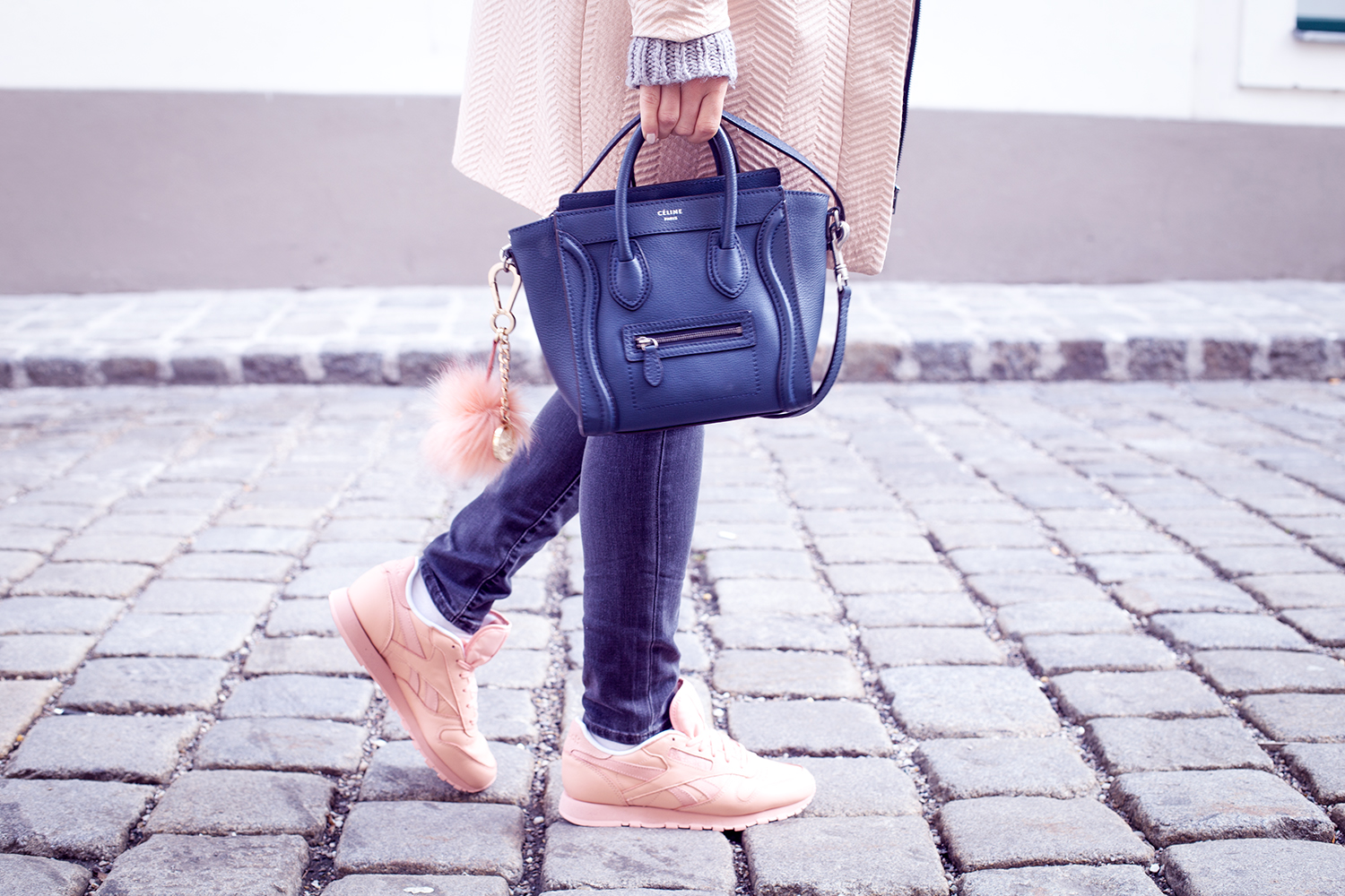 blaue_mini_Celine_Nano_fashionbllogger_luisa_lion