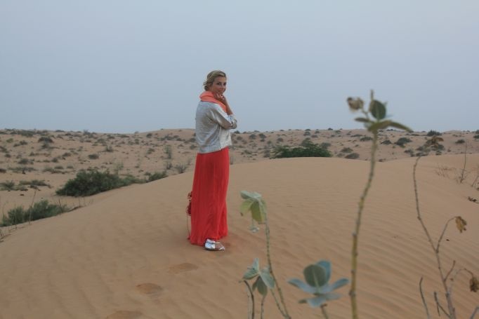 A Day in The Dunes - Dubai Desert Outfit