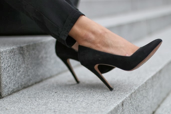 high heels black stradivarius