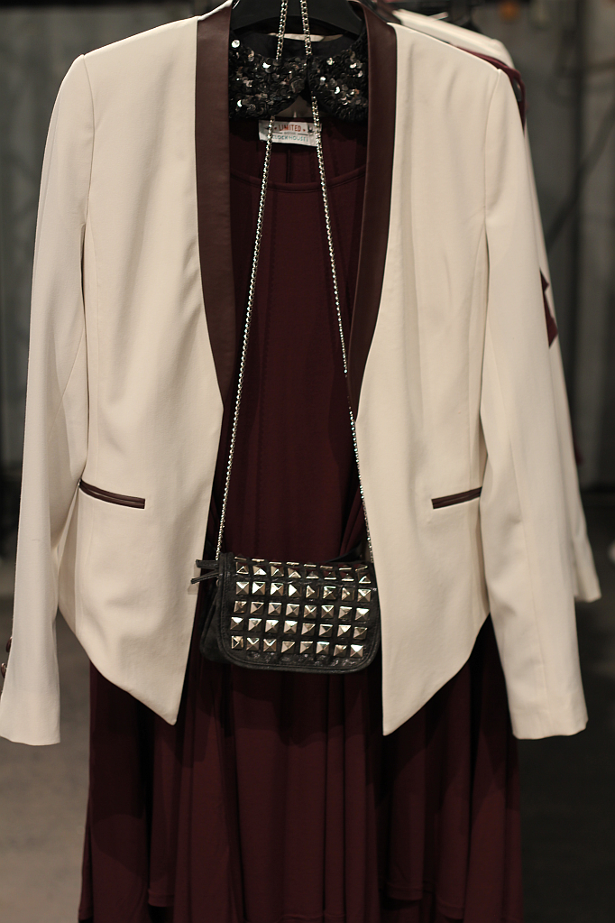 blazer beige c&a