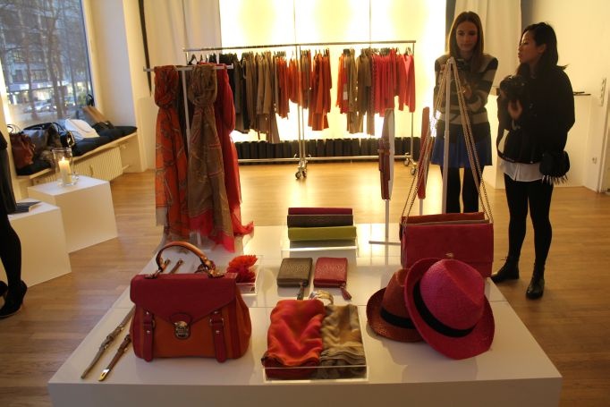 münchen hallhuber showroom