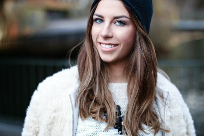 fur jacket beige zara