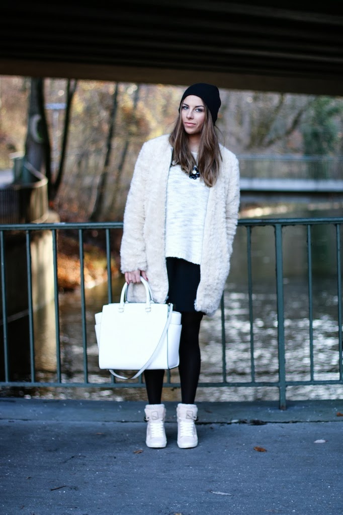 zara felljacke beige