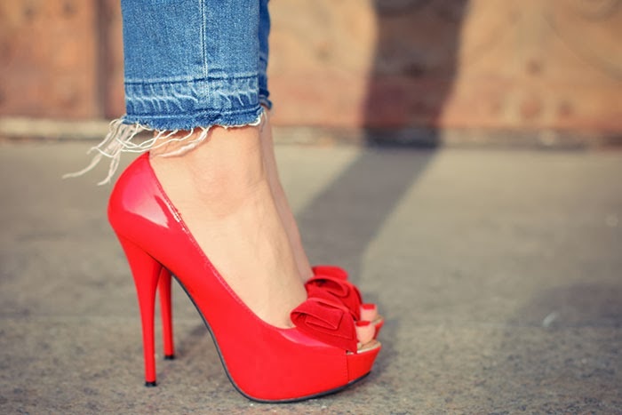 red high heels Styleress