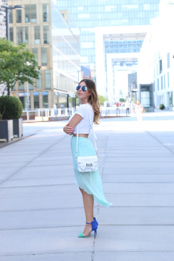 summer outfit crop top