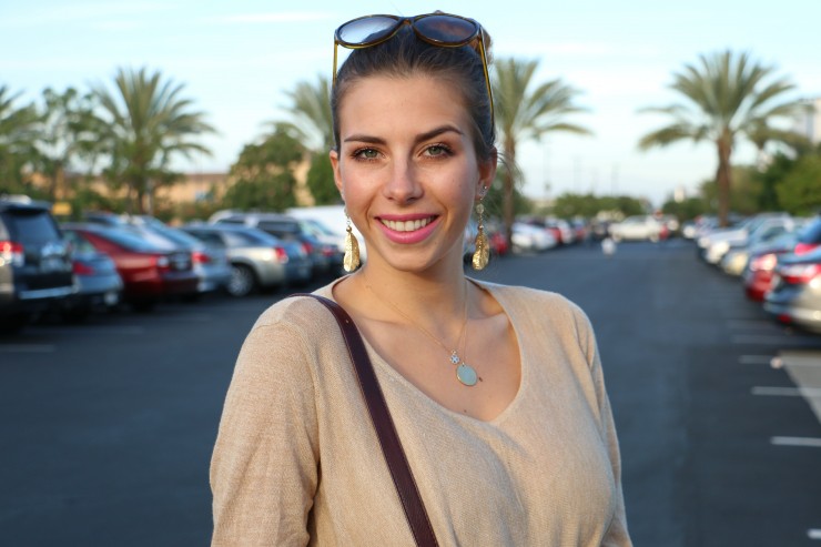ear rings gold Kaitlyn Clothing