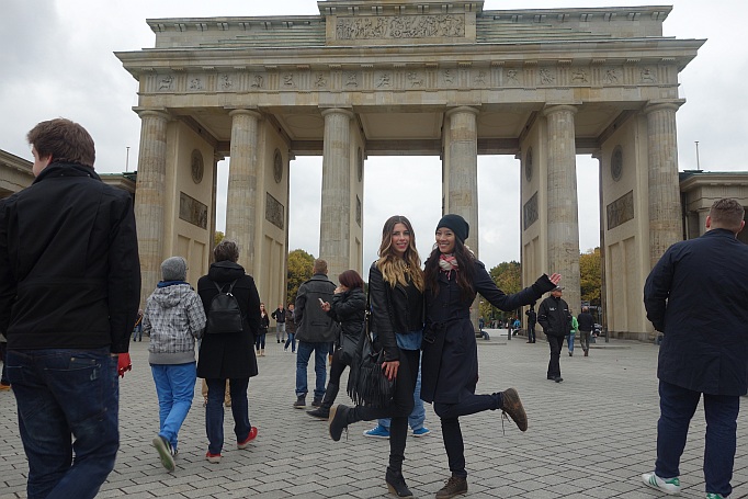 Luna & Luisa take Berlin 