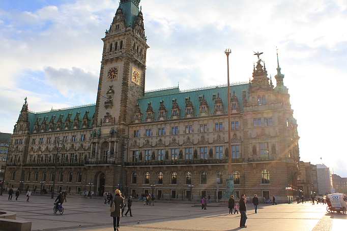 hamburger rathaus