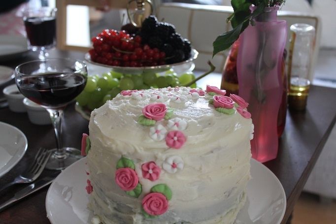 geburtstagskuchen mit rosen