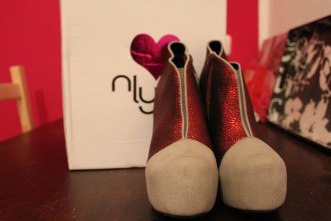 New in: Glossybox Style and Nelly Event Shoes