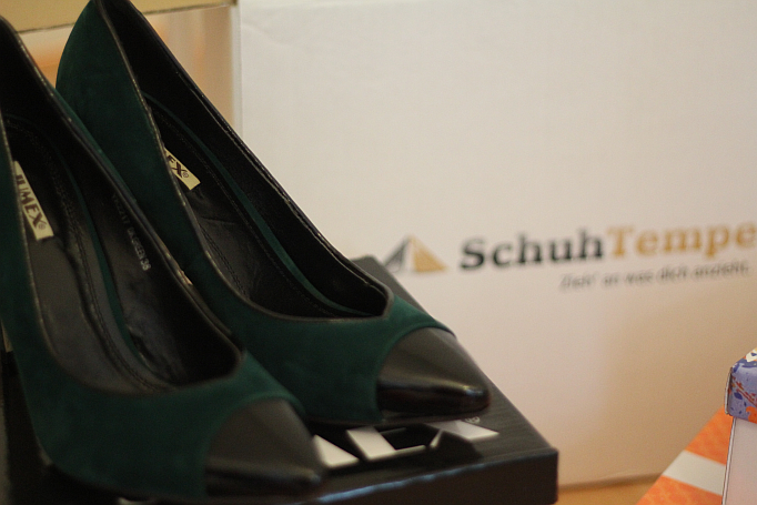 schuhtempel pumps grün schwarz