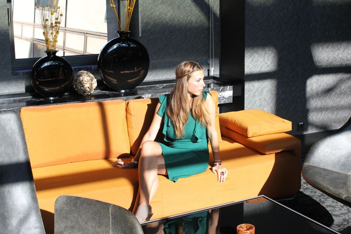 new new new : Colour-Blocking with the Interieur