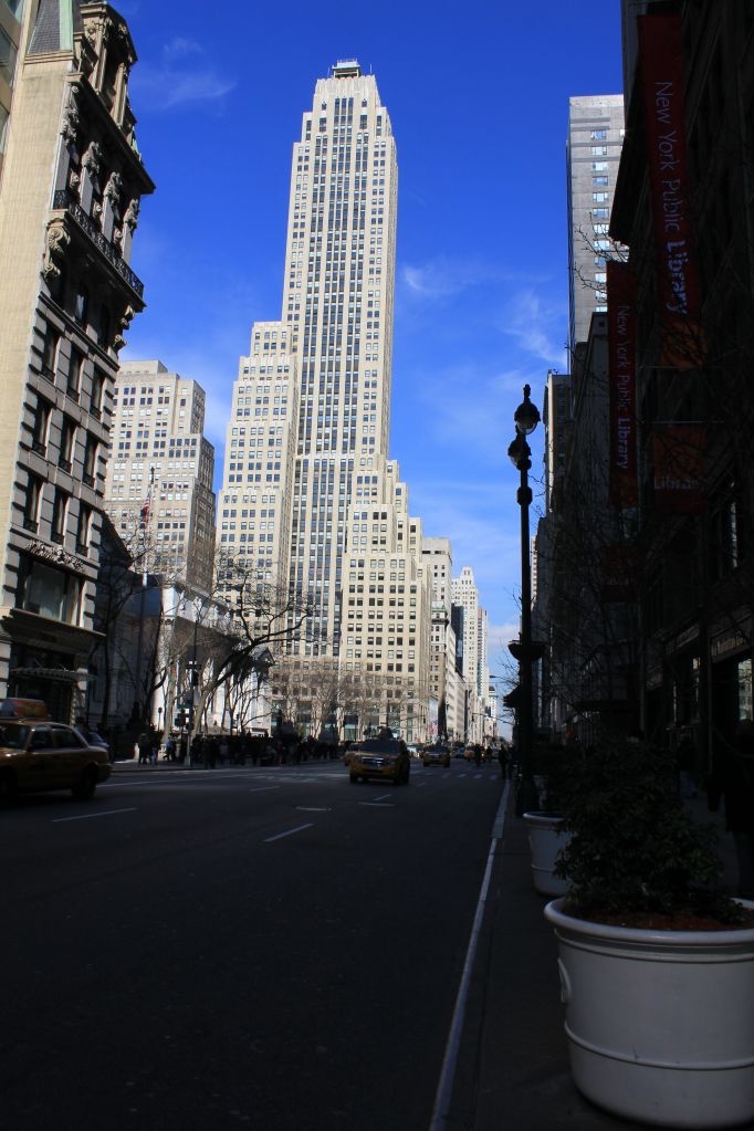 NYC: Welcome to 5th Avenue