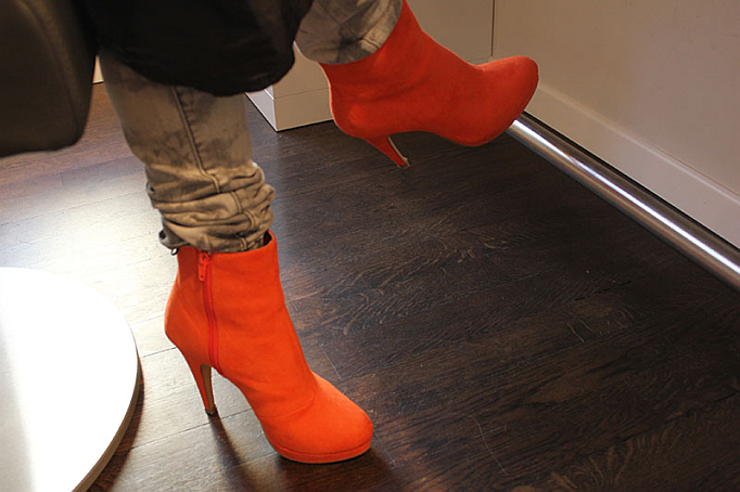 high heels orange
