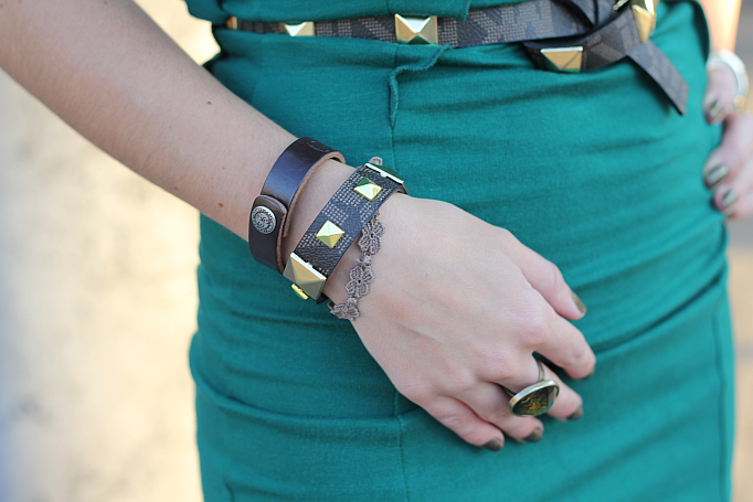 Oufit: Green Dress & Michael Kors belt