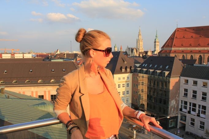 Outfit: Bayrischer Hof Roof Terrace - Strawberry Bowle and Fashion Talk