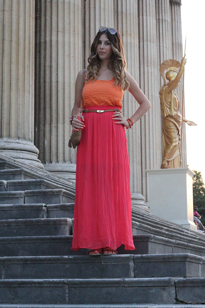 maxi skirt color blocking Outfit: Color Blocking maxi skirt