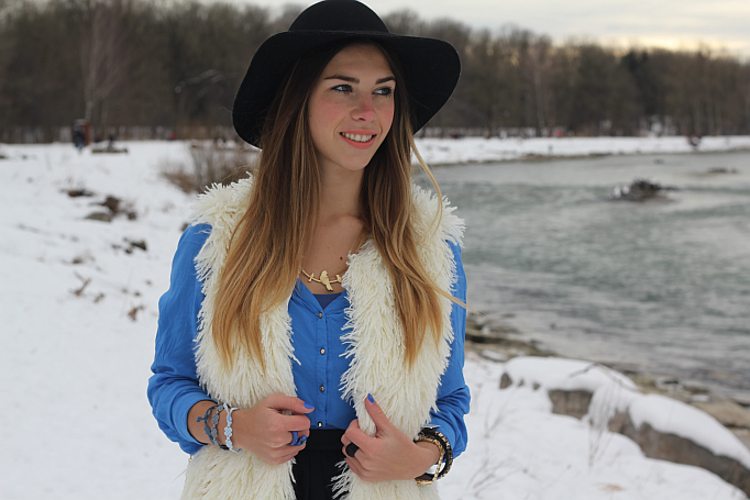 Outfit: Hippie Blues & Furry West