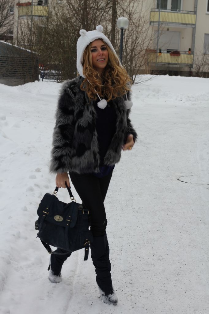 Outfit: Let it snow..