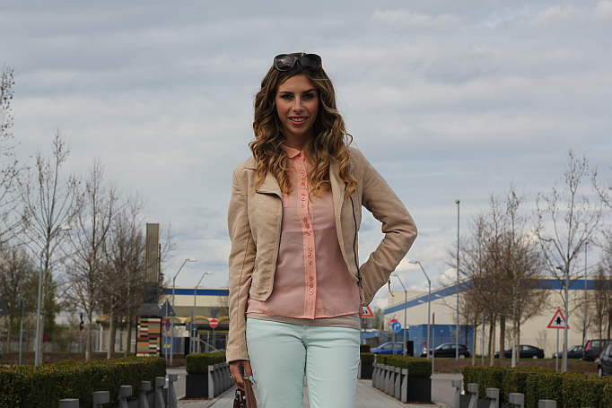 Outfit: Pastel Love