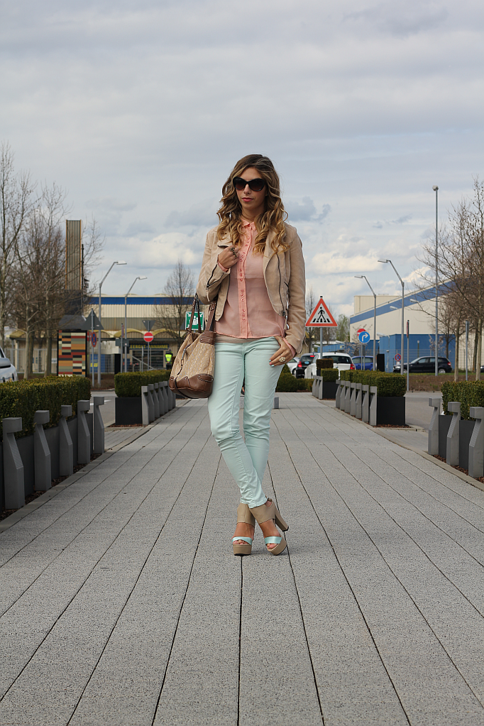 Outfit: Pastel Love