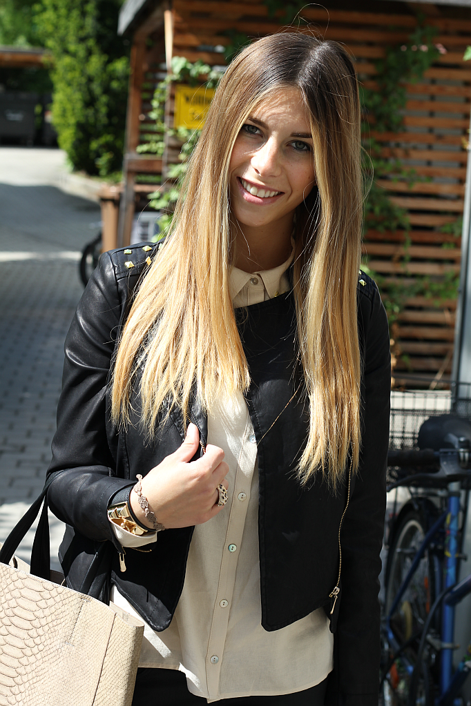 Outfit: Studded Black  & Beige