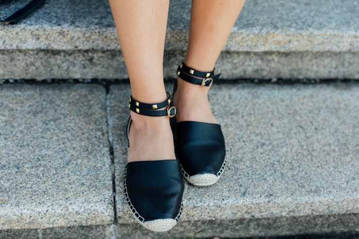 schwarze sandalen chicwish