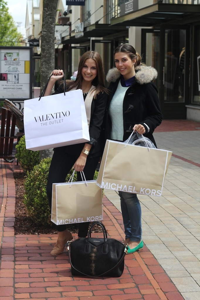 valentino outlet