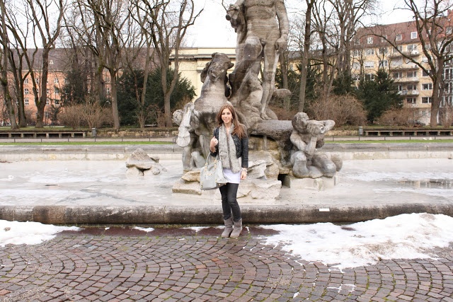 Street-Style Shooting with Marta and Shopping in Munich