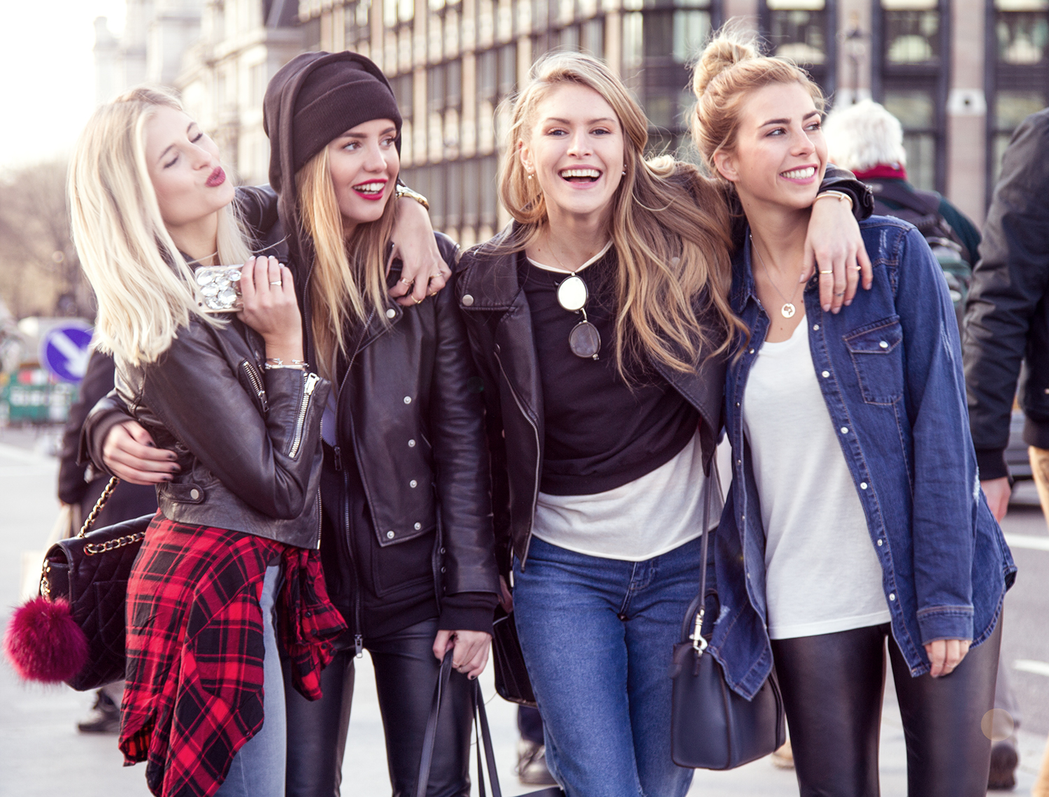 style_roulette_fashion_blogger_friendship_london_girls_blast_fun