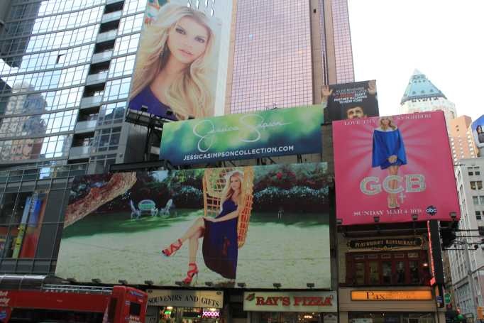 Times Square - thousand impressions at once