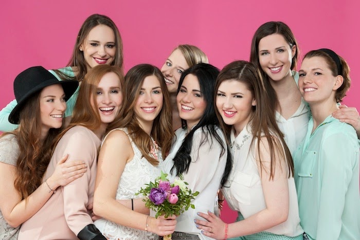 beautiful ladies fotoshooting