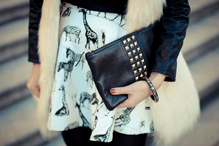 schwarza handtasche mit nieten von igeebags