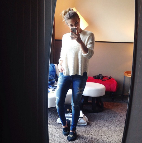dunkle ripped jeans